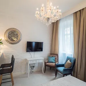 Więzienna Apartment